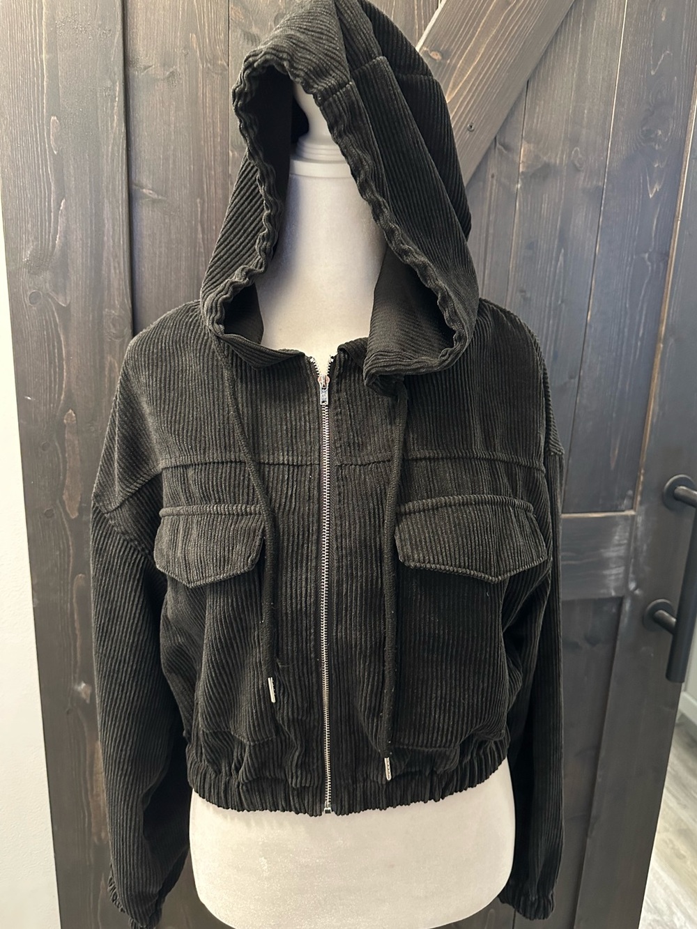 SHEIN Cropped Black Corduroy Lightweight Jacket with Pockets - Size 4